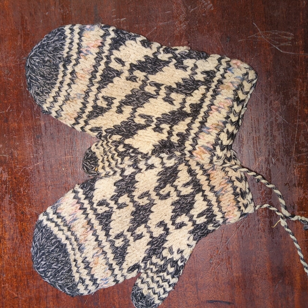 Vintage '90s Mittens